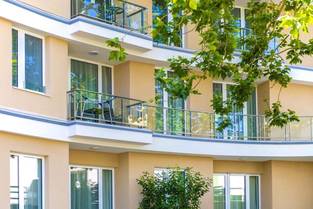 Spa Residence Carbona Hévíz - Relax, Sissi Apartmanok Exterior foto